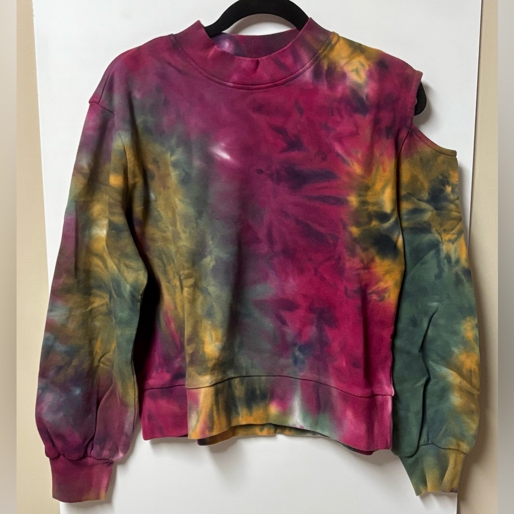New!-525 America Tie-Dye Cold Shoulder Sweatshirt